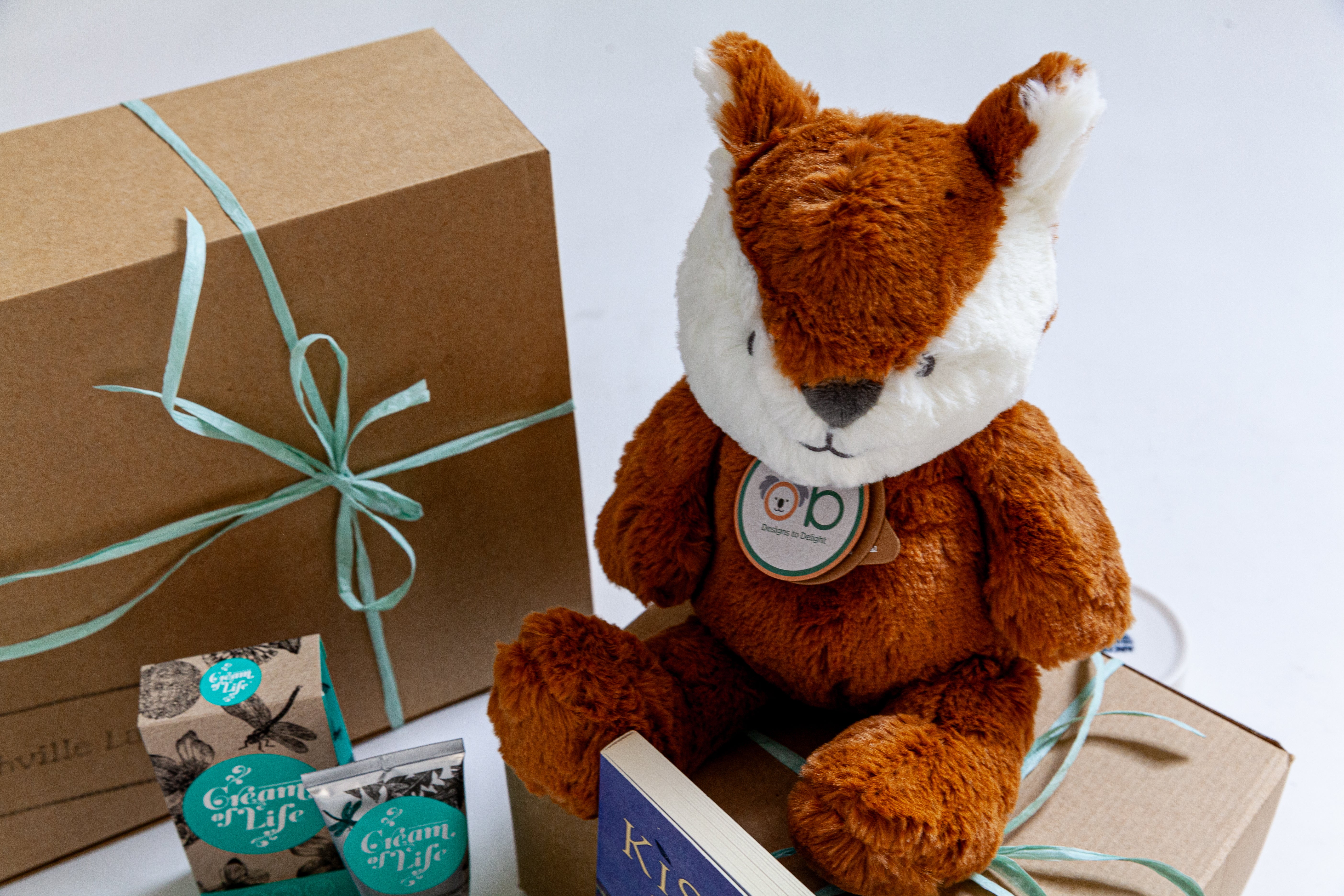 Soft_fox_cuddle_toy_OB_Designs_Australia._Baby_boy_hamper_best_baby_hamper